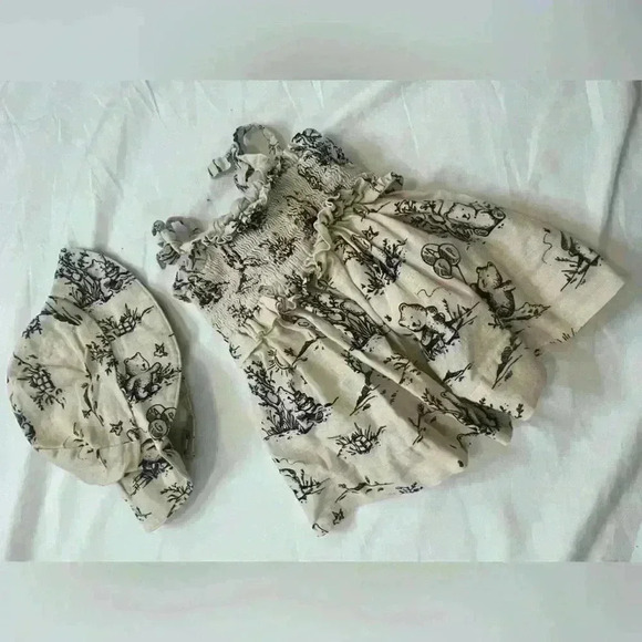 GAP Other - Baby Gap Size 0-3 Months Dress and Hat Set